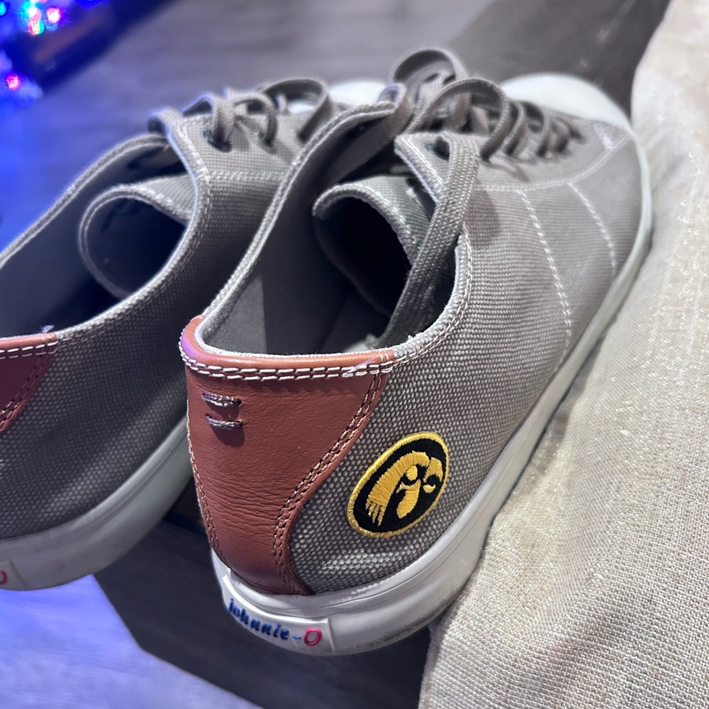 Jonnie-O  Hawkeye shoes size 11